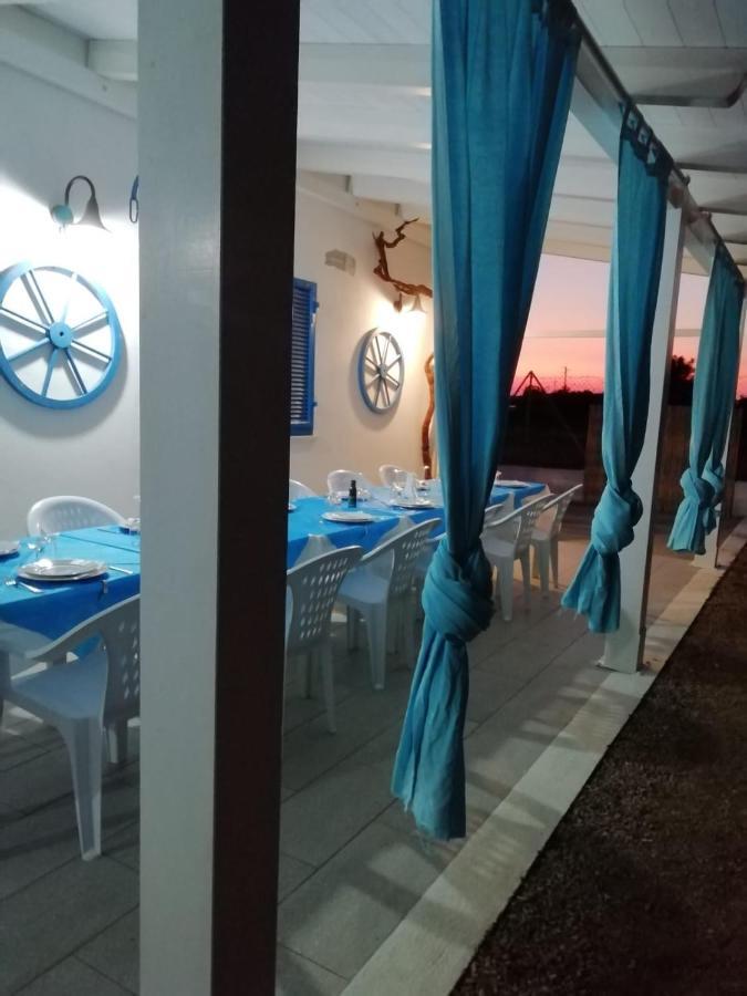 B&B And Home Restaurant La Casa Del Pescatore SantʼAnna Arresi Kültér fotó