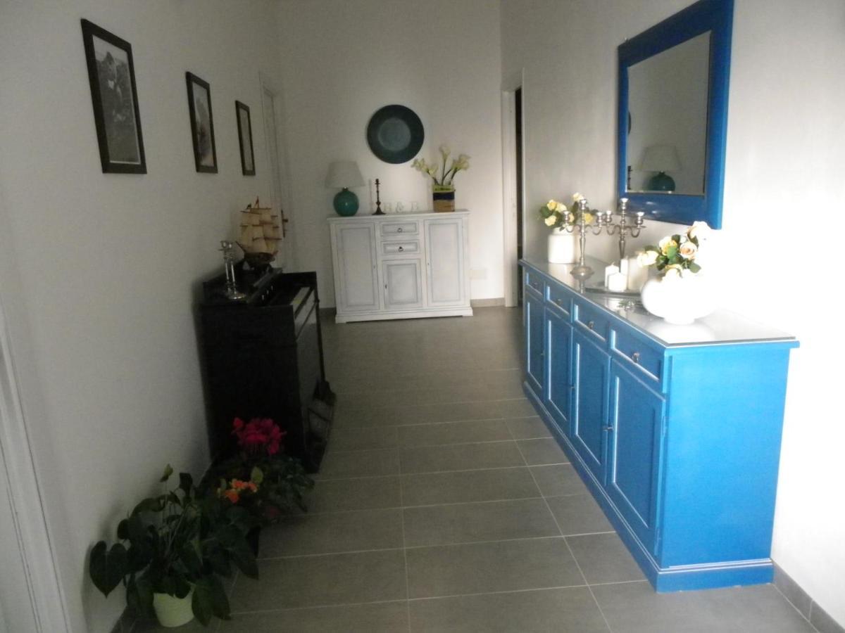 B&B And Home Restaurant La Casa Del Pescatore SantʼAnna Arresi Kültér fotó